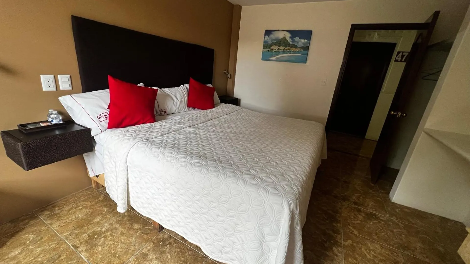 Hotel Arbis Heroica Puebla de Zaragoza 3*,  México