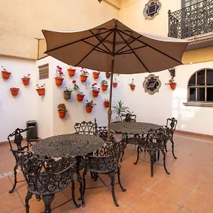 2* Pensión Sevilla